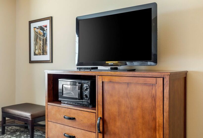 Отель Best Western Plus Red River Inn