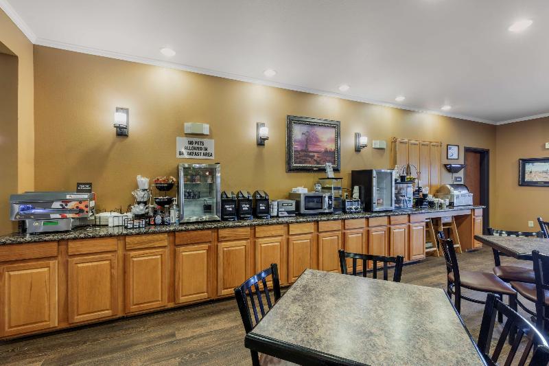 Отель Best Western Plus Red River Inn