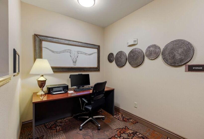 Отель Best Western Plus Red River Inn