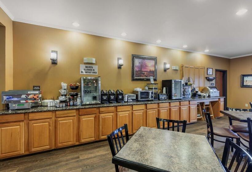 Отель Best Western Plus Red River Inn