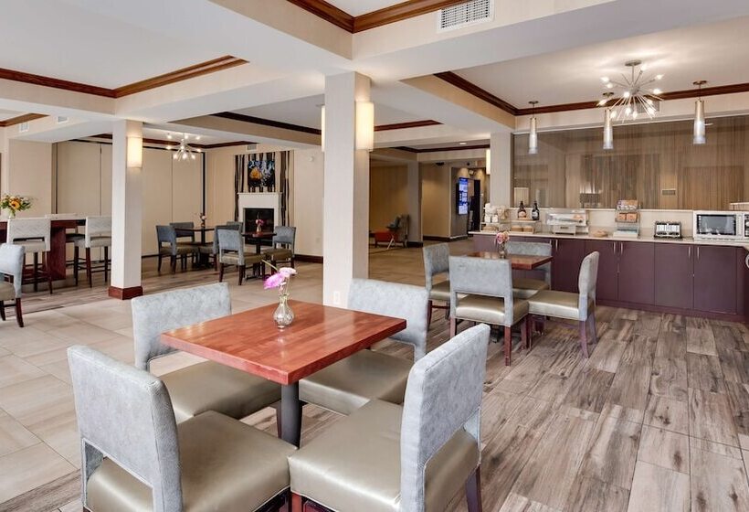 ホテル Best Western Plus River Escape Sylva / Dillsboro