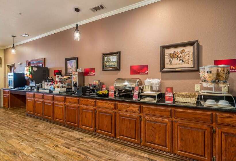 Отель Best Western Plus Shamrock Inn & Suites