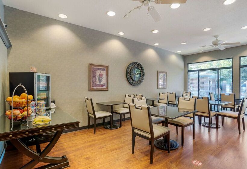 Best Western Plus Two Rivers Hotel & Suites