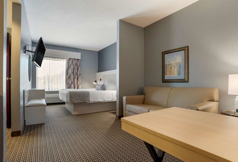 Best Western Plus Two Rivers Hotel & Suites