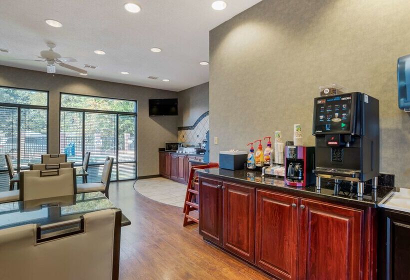 Best Western Plus Two Rivers Hotel & Suites