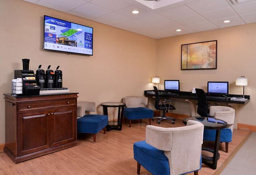 Отель Best Western Plus University Inn