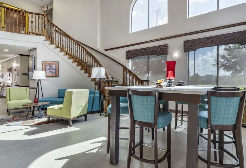 Отель Best Western Plus Victoria Inn & Suites