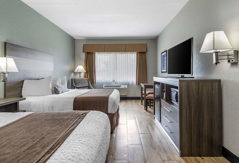 Отель Best Western Plus Victoria Inn & Suites