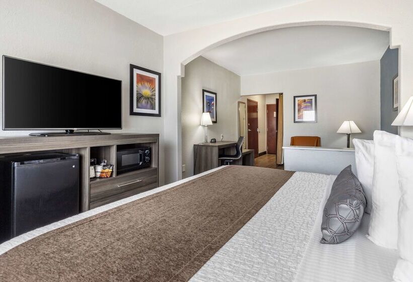 Отель Best Western Plus Victoria Inn & Suites