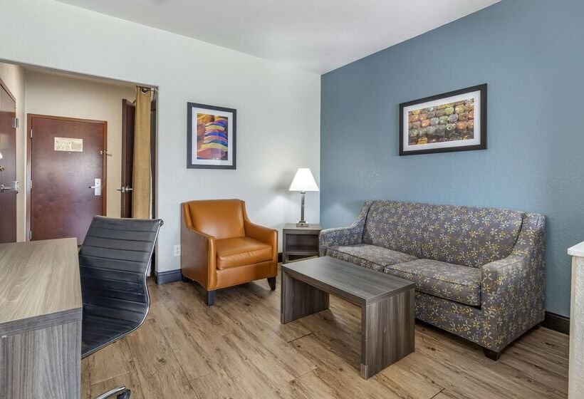 Отель Best Western Plus Victoria Inn & Suites