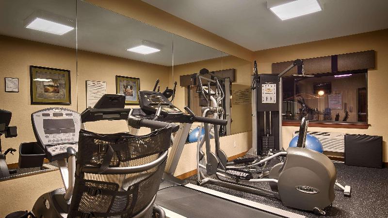 Отель Best Western Plus Victoria Inn & Suites