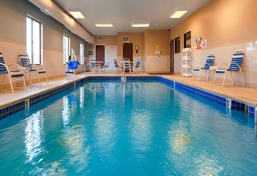 Отель Best Western Port Huron Blue Water Bridge