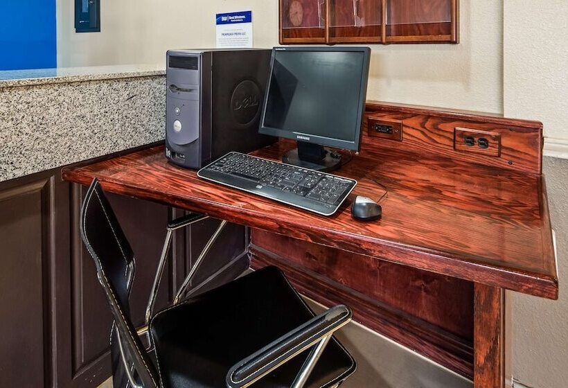 فندق Best Western Post Inn