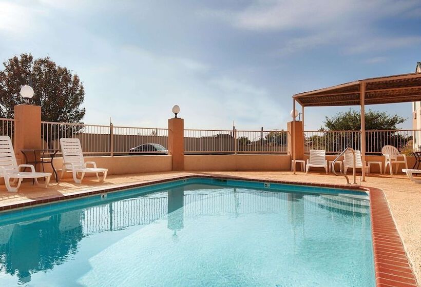 فندق Best Western Post Inn