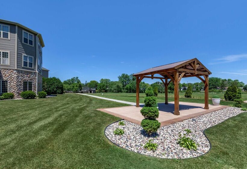 Best Western Premier Bridgewood Hotel Resort