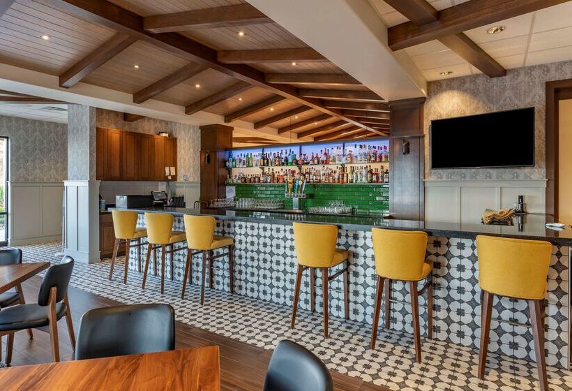 فندق Best Western Premier Pasco Inn And Suites