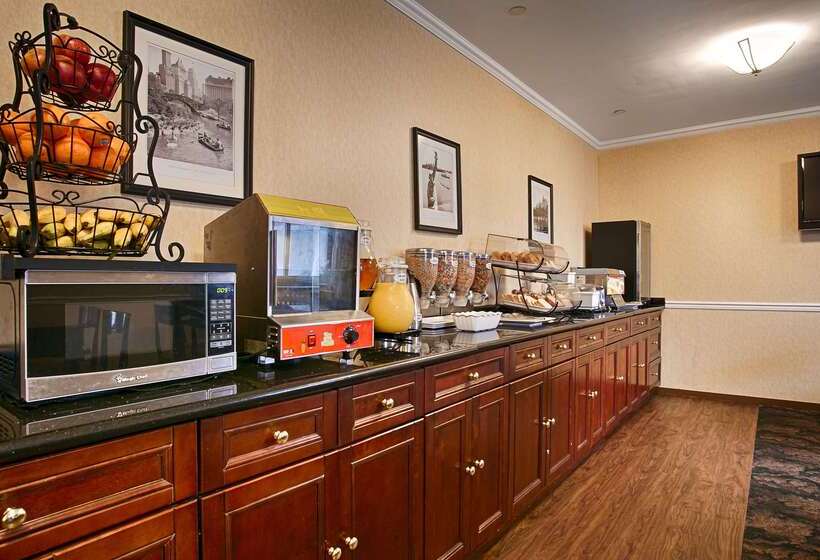 فندق Best Western Queens Court