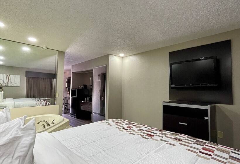 فندق Red Roof Inn & Suites Jackson   Richland