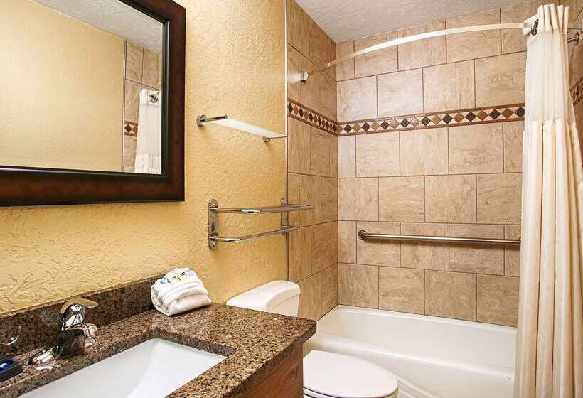 فندق Best Western Rivers Edge