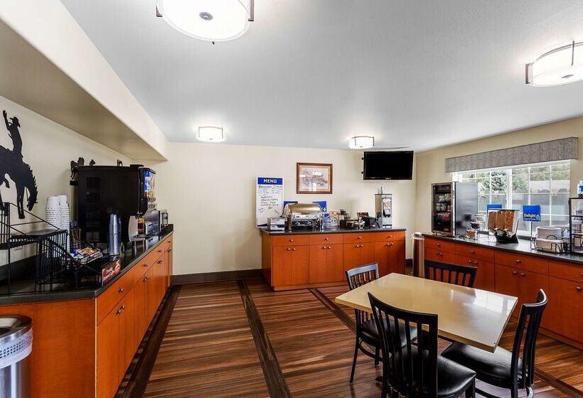 ホテル Best Western Rose Quartz Inn