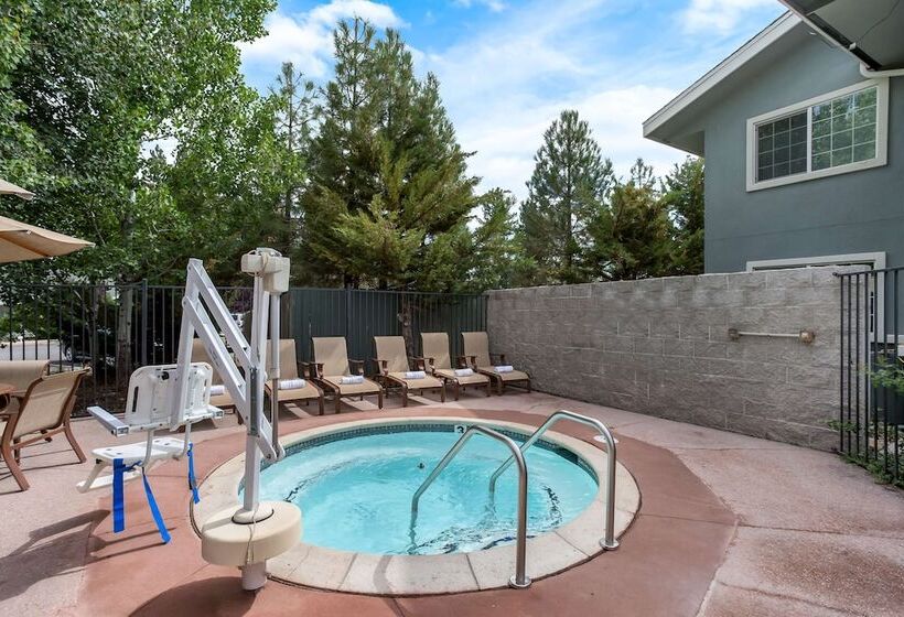 ホテル Best Western Rose Quartz Inn