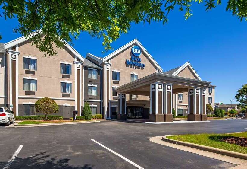 Отель Spark By Hilton Smithfield I 95