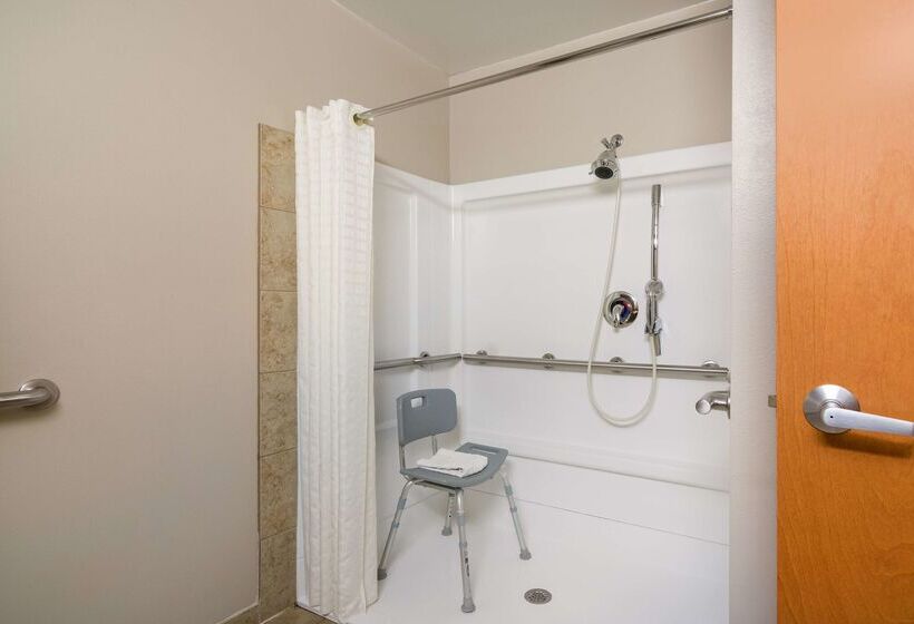 Отель Spark By Hilton Smithfield I 95