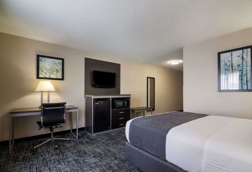 Отель Spark By Hilton Smithfield I 95