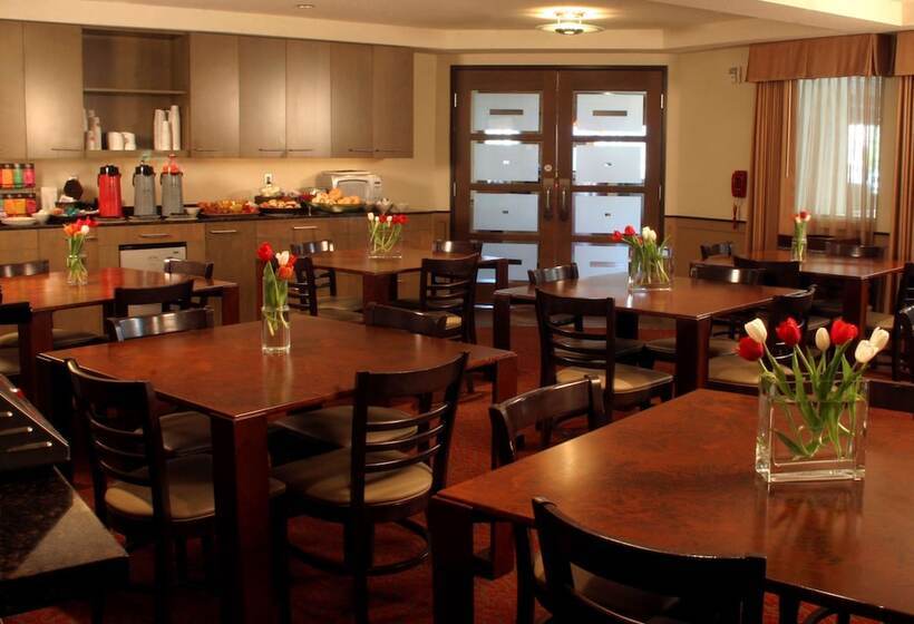 فندق Best Western Snowcap Lodge