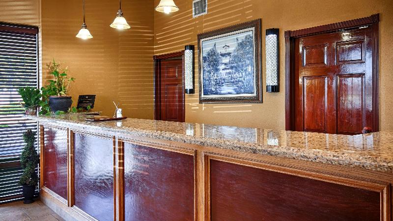 酒店 Best Western Taylor Inn