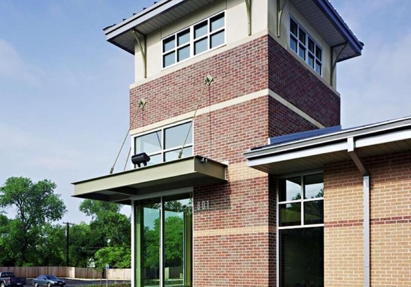 酒店 Best Western Taylor Inn