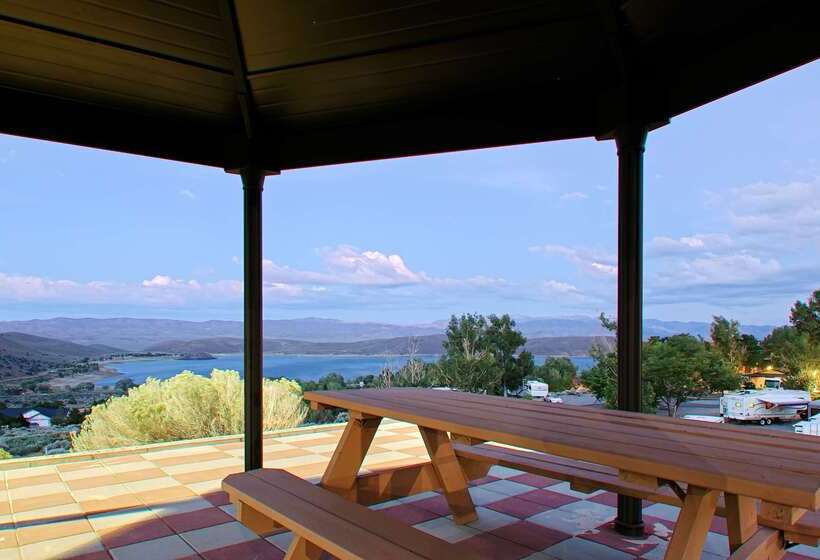 בית מלון כפרי Best Western Topaz Lake Inn