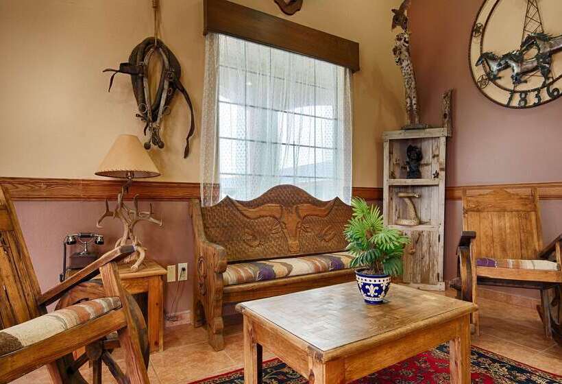 בית מלון כפרי Best Western Windwood Inn & Suites