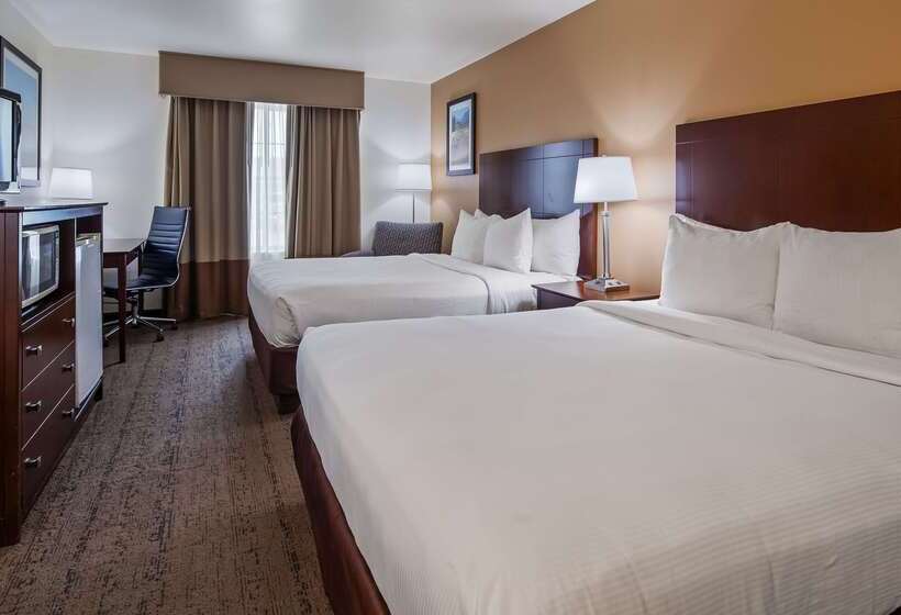 Отель Best Western Yellowstone Crossing