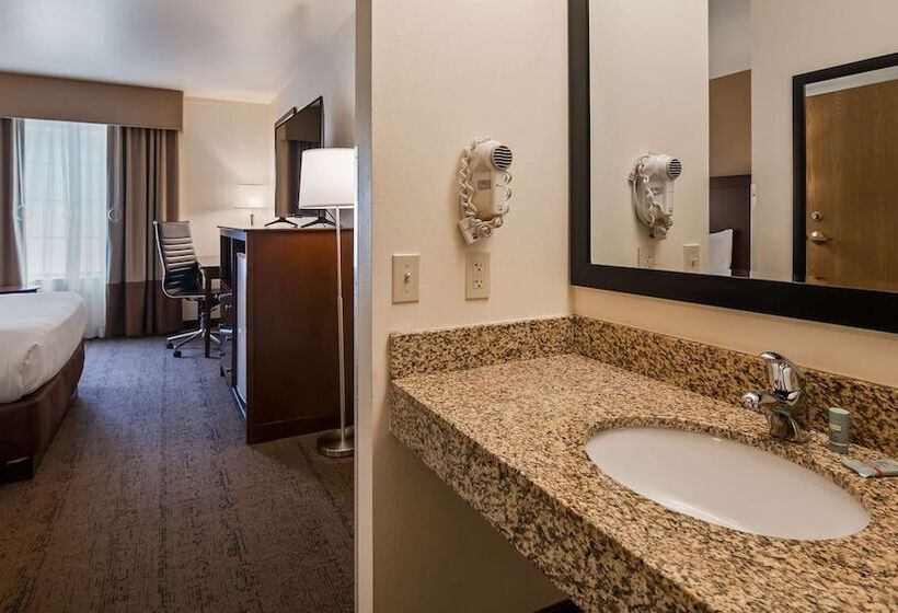 Отель Best Western Yellowstone Crossing