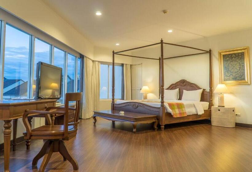 Hotel Cera Resort @ Cha Am