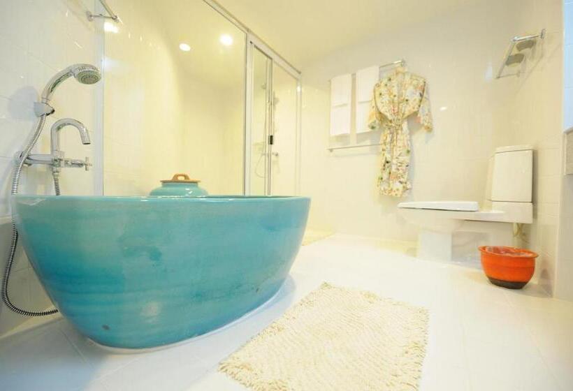 Hotel Cera Resort @ Cha Am