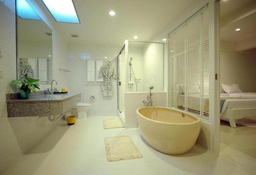 Hotel Cera Resort @ Cha Am