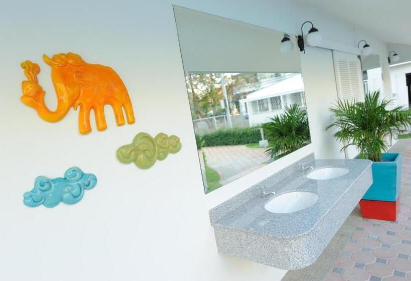 Hotel Cera Resort @ Cha Am