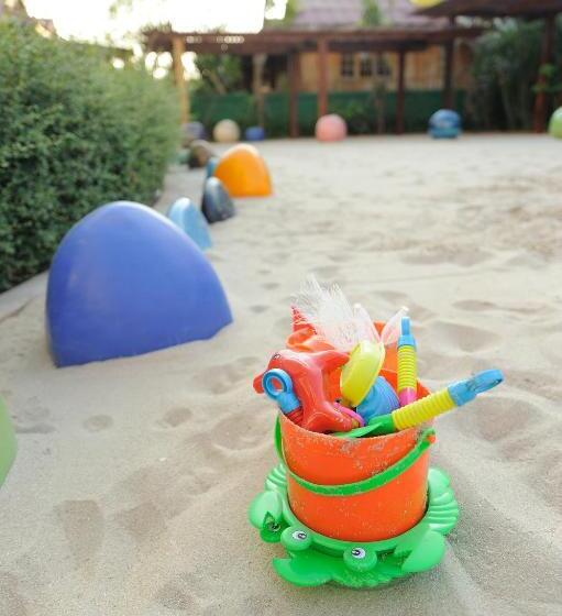 هتل Cera Resort @ Cha Am