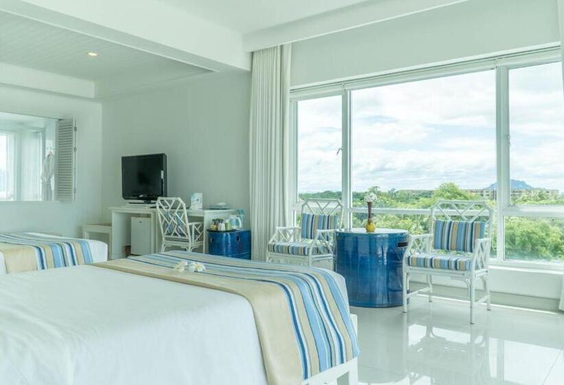 Hotel Cera Resort @ Cha Am