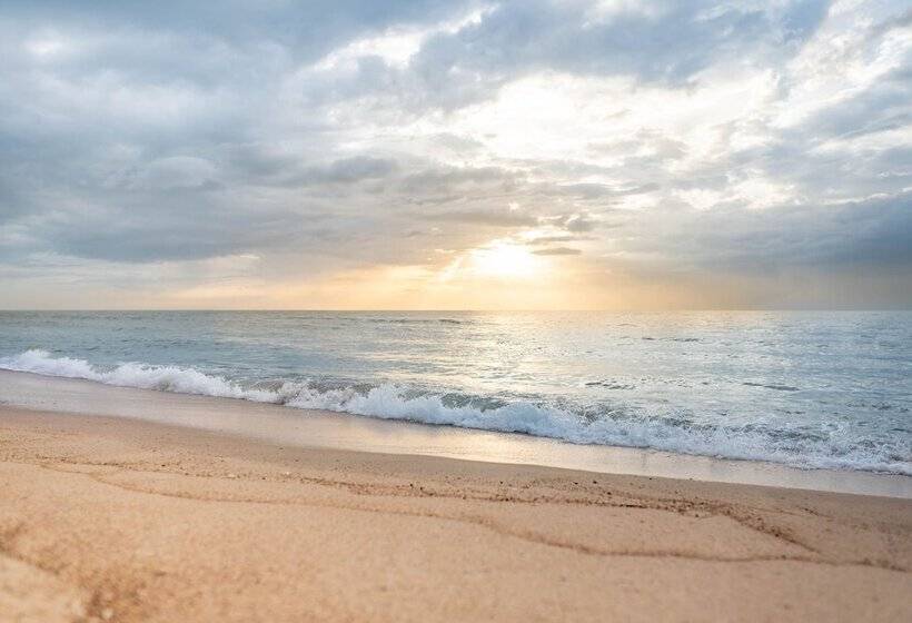 Hotel Cera Resort @ Cha Am