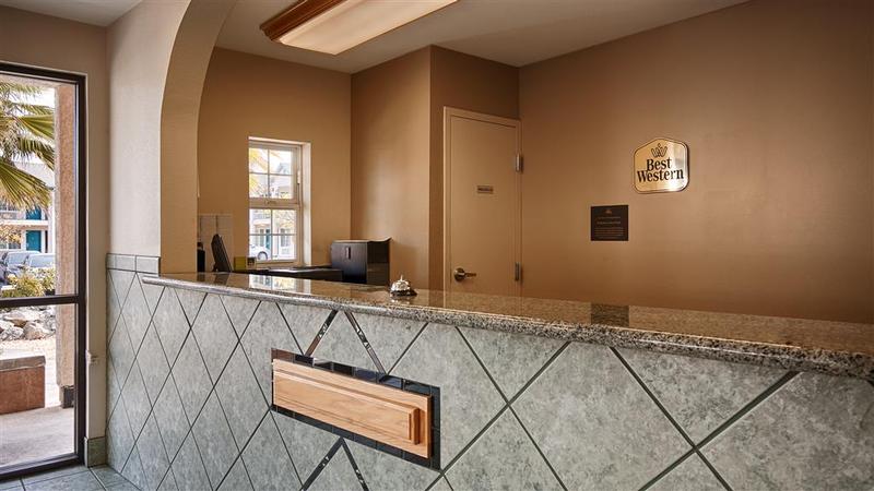 호텔 Cloverdale Wine Country Inn & Suites