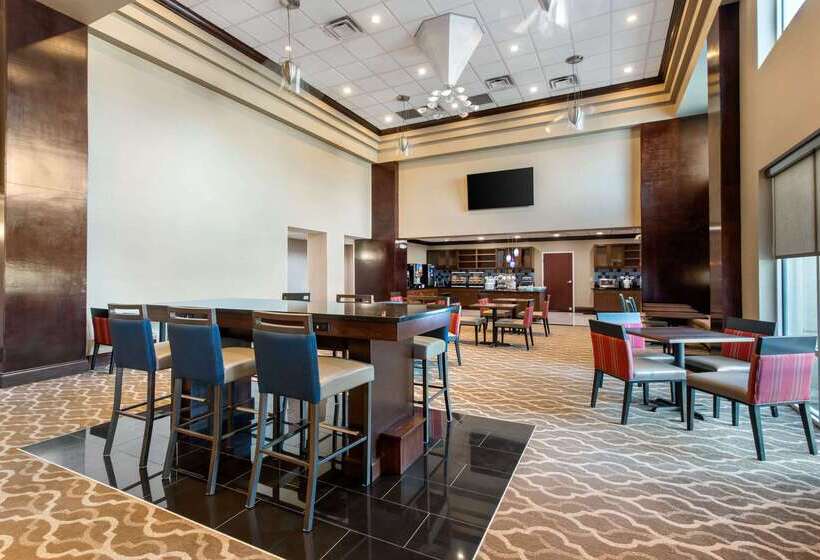 فندق Comfort Inn & Suites Tavares North