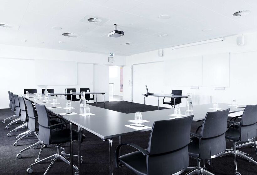 בית מלון כפרי Comwell Kellers Park