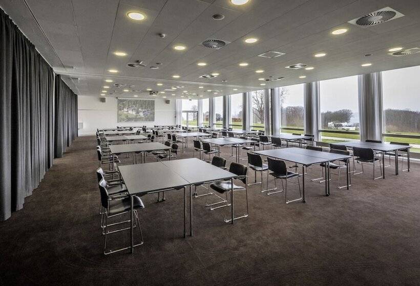 בית מלון כפרי Comwell Kellers Park