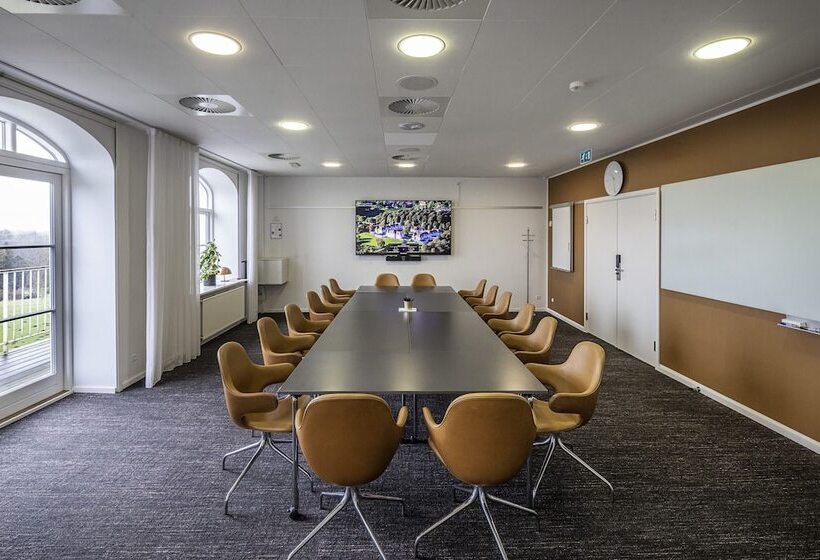 בית מלון כפרי Comwell Kellers Park