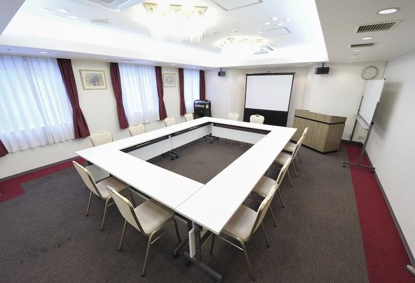 Court Hotel Shin Yokohama