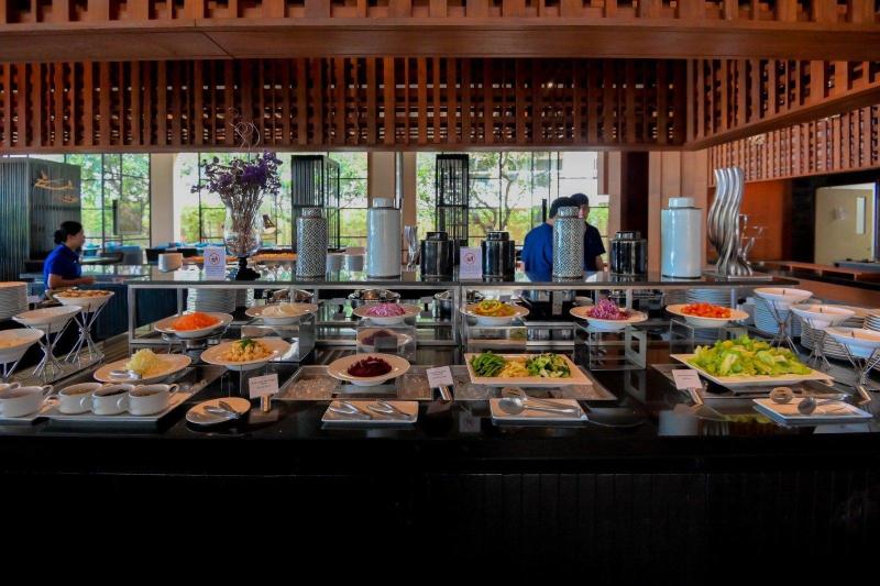 בית מלון כפרי Phuket Panwa Beachfront Resort