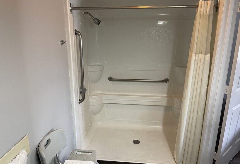 בית מלון כפרי Days Inn By Wyndham Gonzales